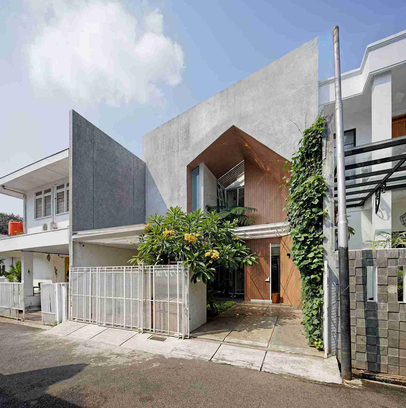 HOGO HOUSE