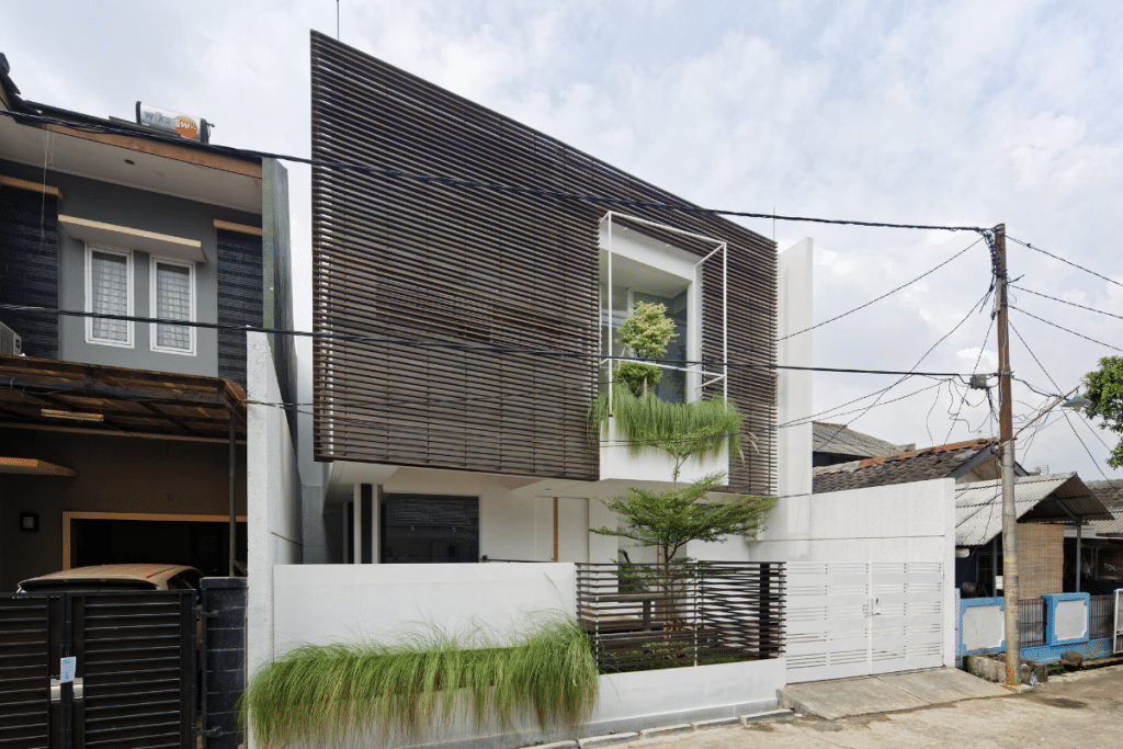 Rumah Klasik Modern 2 Lantai terbaru