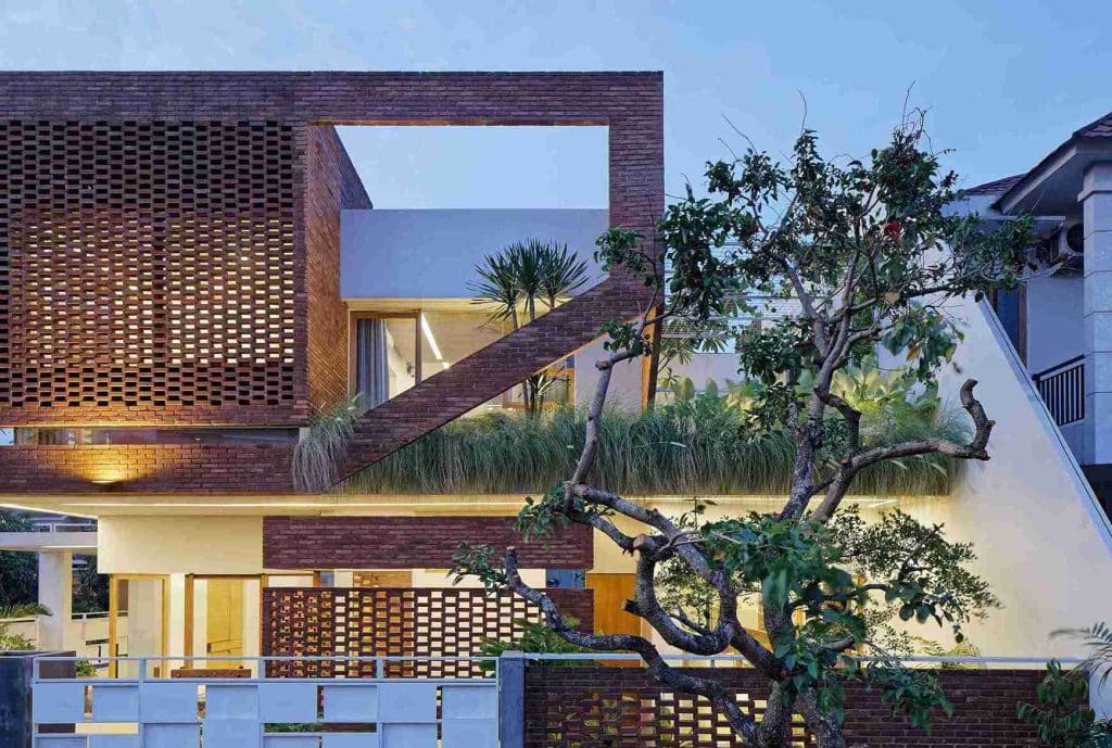 Rumah kontemporer 2 lantai