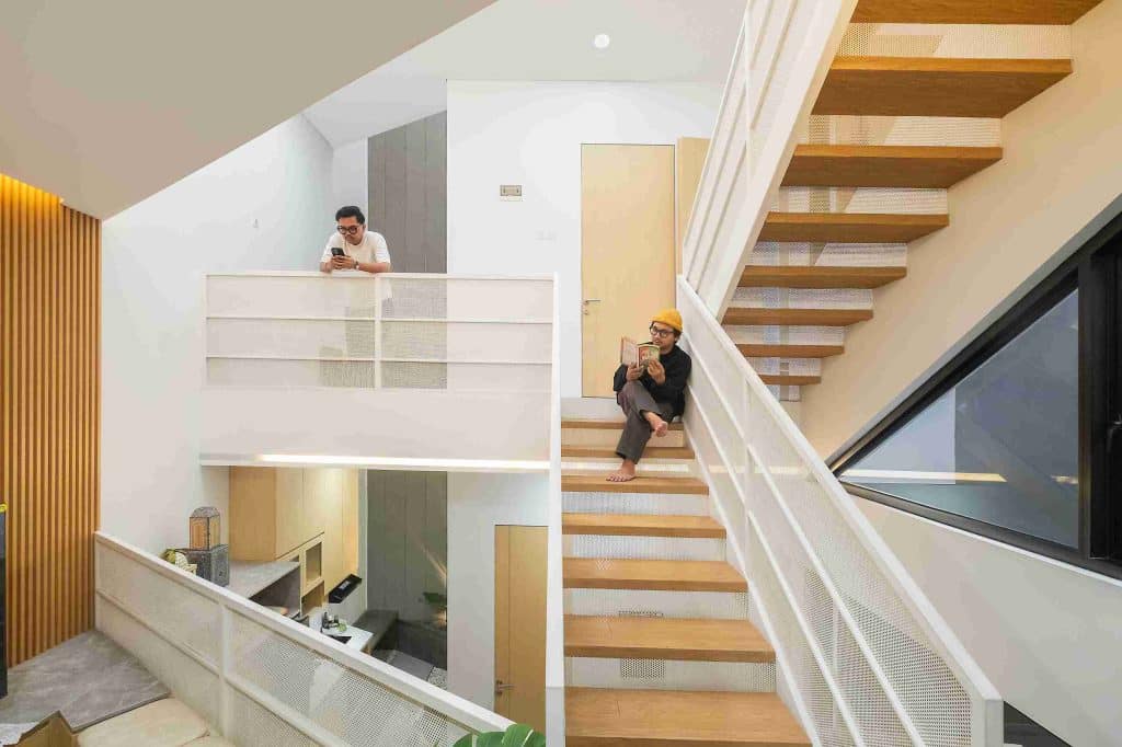 rumah split level minim sekat