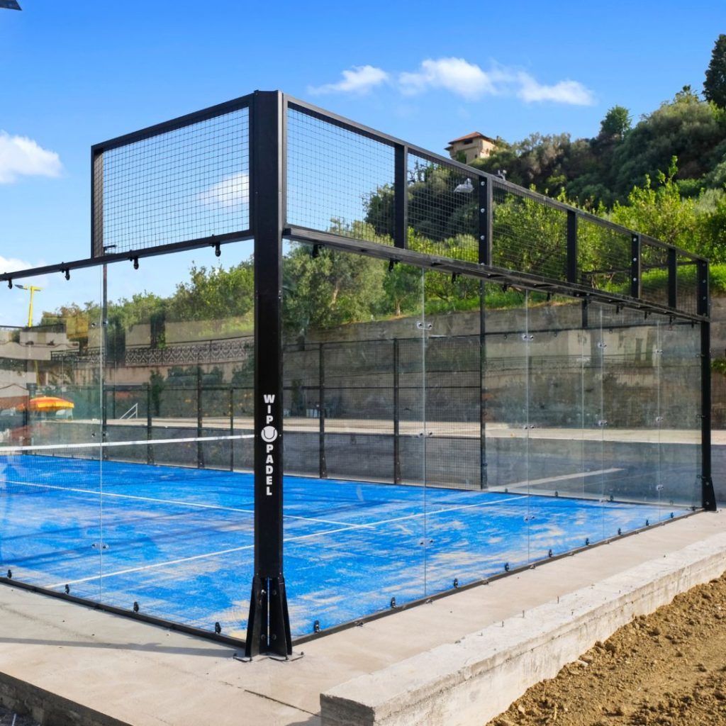 lapangan outdoor padel