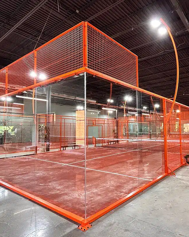 lapangan indoor padel