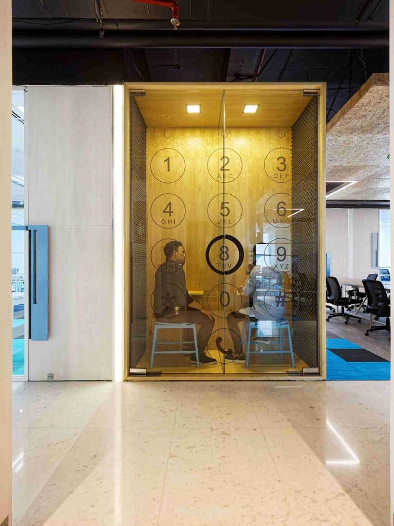 desain ruang kantor minimalis modern