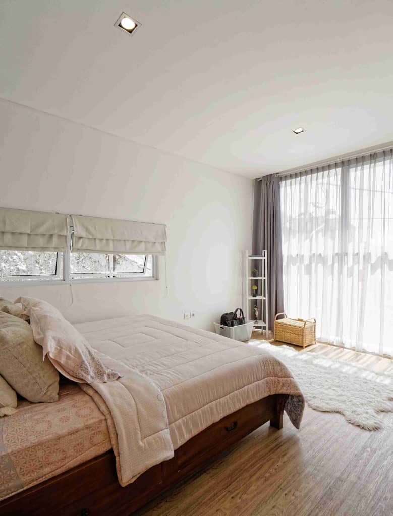 kamar tidur minimalis multifungsi