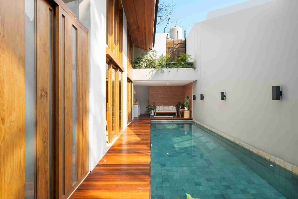 Kolam Renang dari Bocalline House Karya Delution