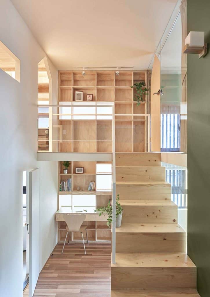 tinggi plafon mezzanine