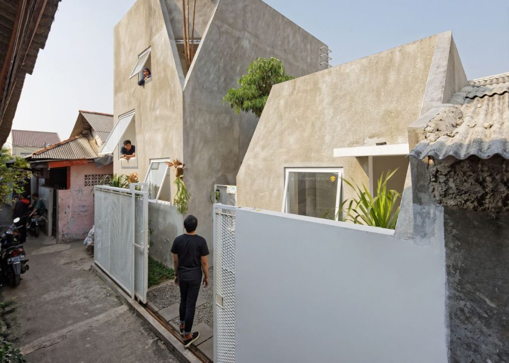 10 Cara Mendesain Rumah di Gang Sempit Agar Terasa Luas