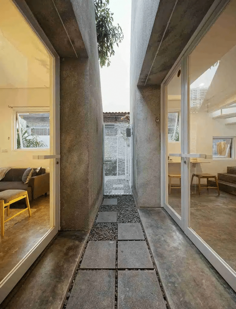Studi Kasus The Twin House