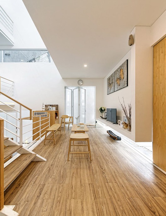 Warna cat earth tone modern rumah minimalis