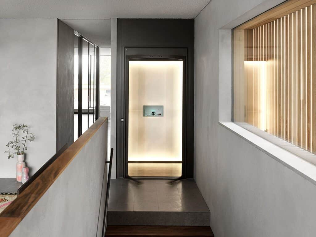 Biaya pasang lift